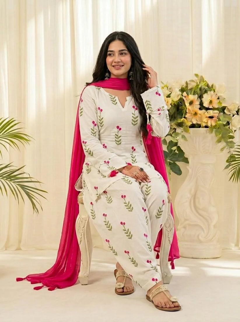 Ivory Bloom Printed Kurta Set with Fuchsia Tassel Dupatta