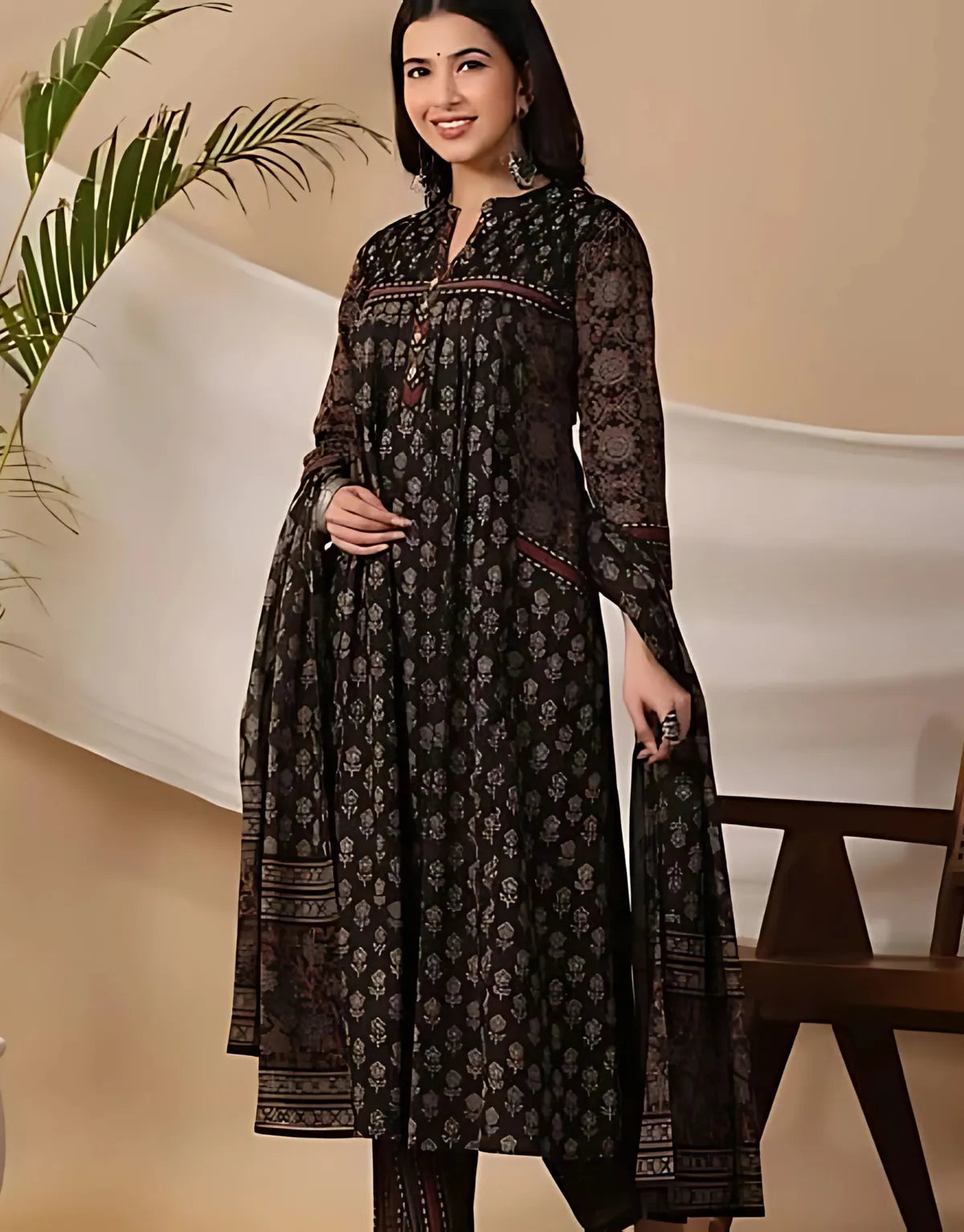 Black Printed Kurta Pant Set with Matching Dupatta | Elegant Women's Ethnic Wear
