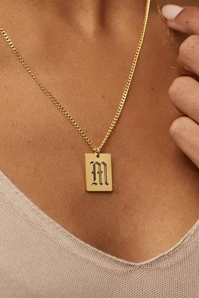 Personalized Gold Initial Pendant Necklace – Minimalist Custom Jewelry